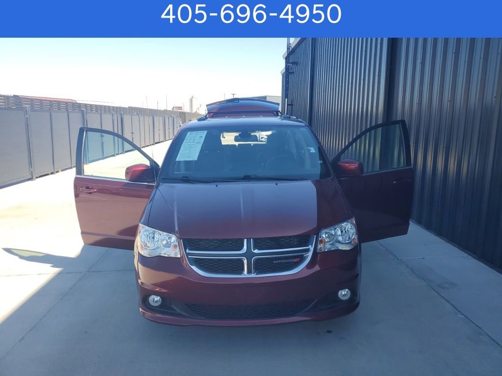Used 2019 Dodge Grand Caravan SXT image 18