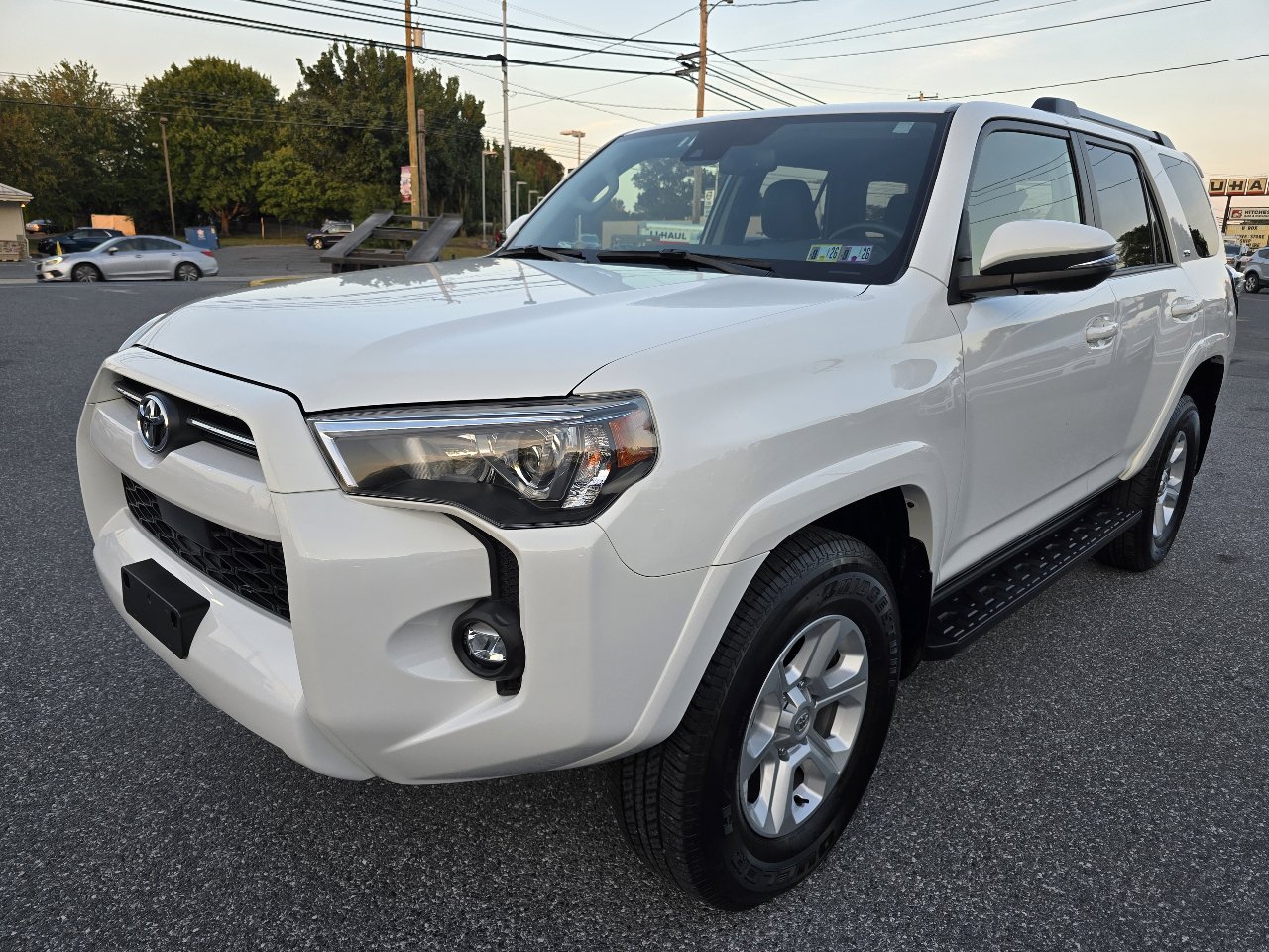 Used 2024 Toyota 4Runner SR5 Premium image 3