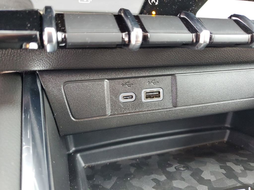 New 2025 GMC Canyon AT4 w/ Nightfall Edition image 37