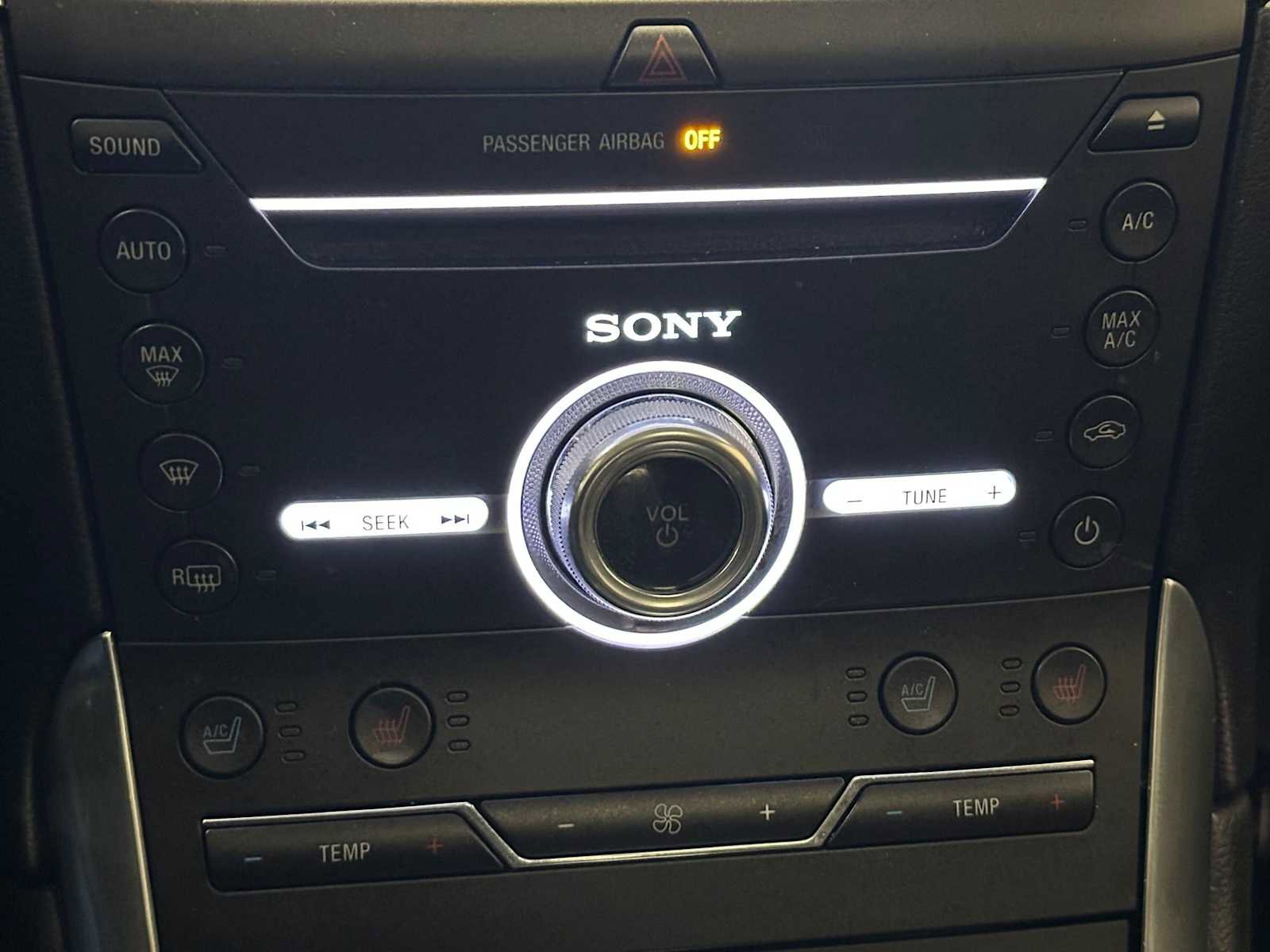 Used 2017 Ford Edge Titanium w/ Canadian Touring Package image 14