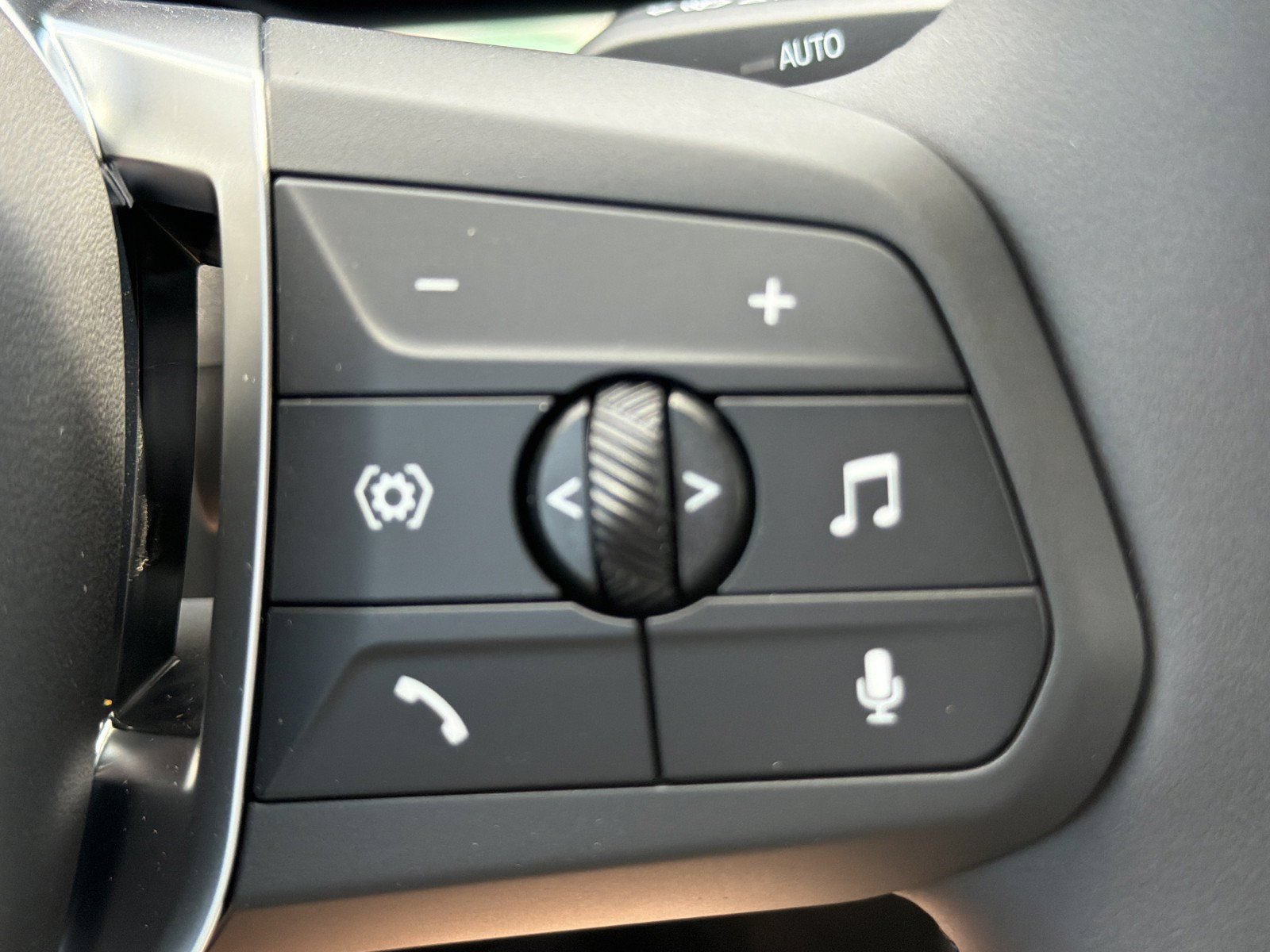 New 2026 BMW 228i w/ Technology Package FWD image 30