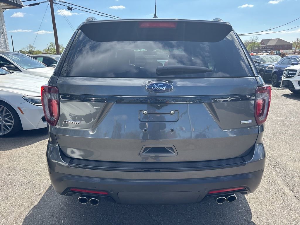 Used 2018 Ford Explorer Sport w/ Equipment Group 401A image 5