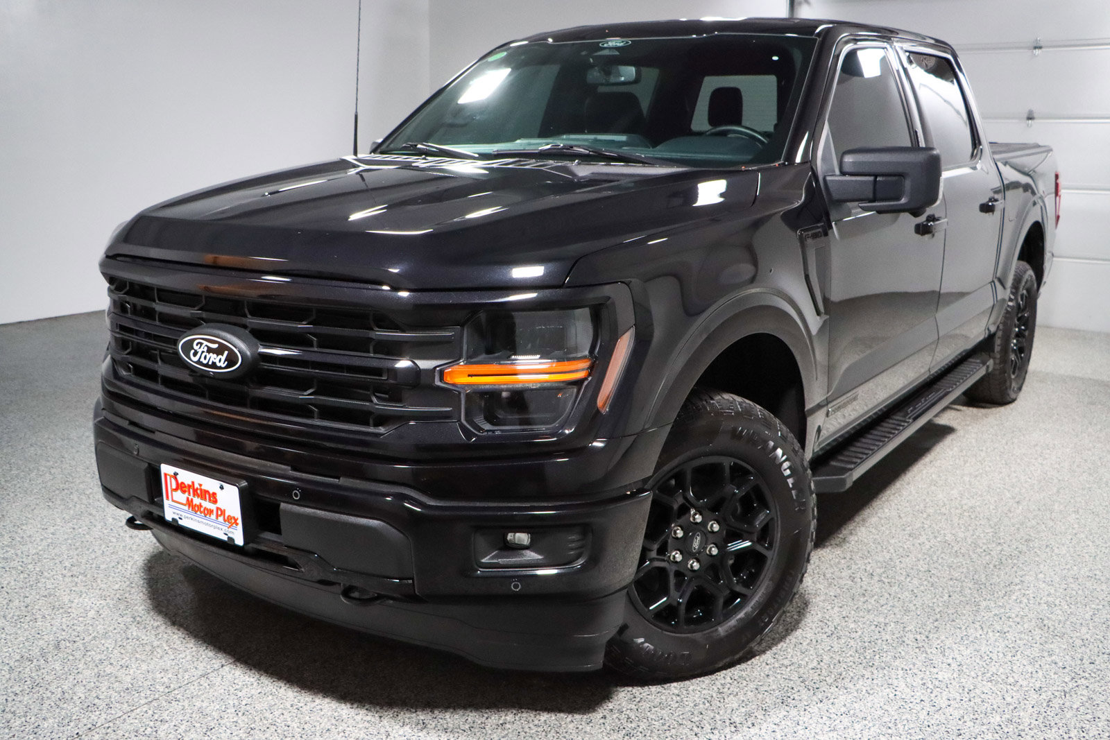 Used 2024 Ford F150 XLT w/ Equipment Group 302A MID image 32
