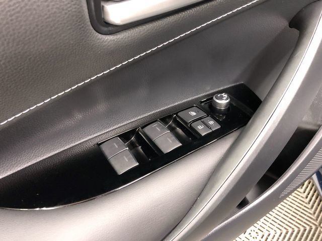 Used 2020 Toyota Corolla SE w/ SE Preferred Package FWD image 14
