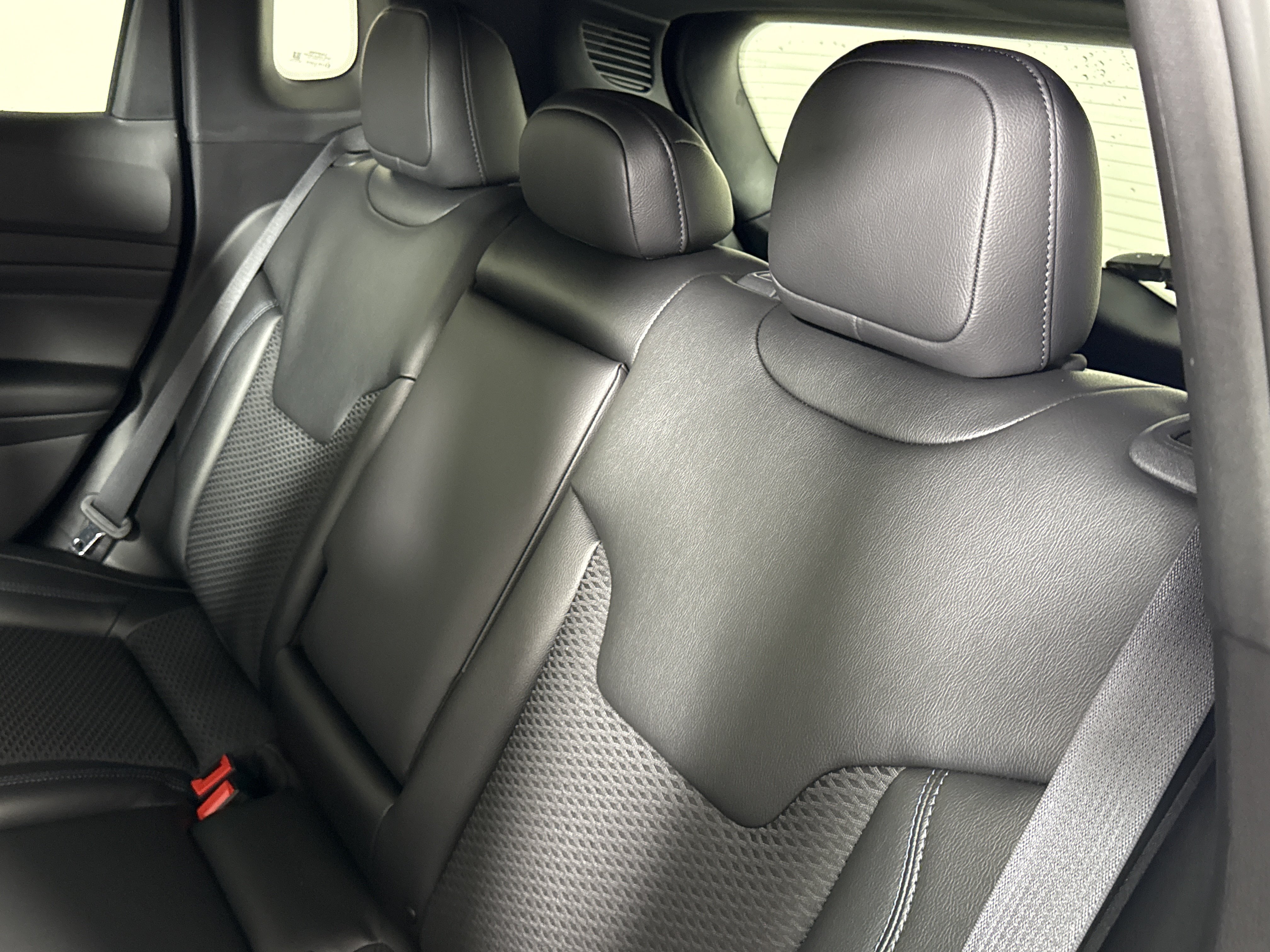 New 2026 Jeep Compass Latitude AWD/4WD image 13