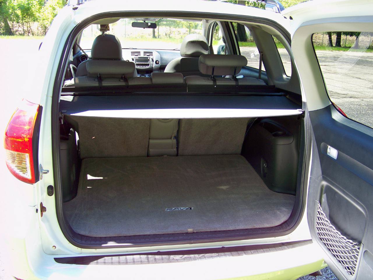 Used 2008 Toyota RAV4 Limited AWD/4WD image 16
