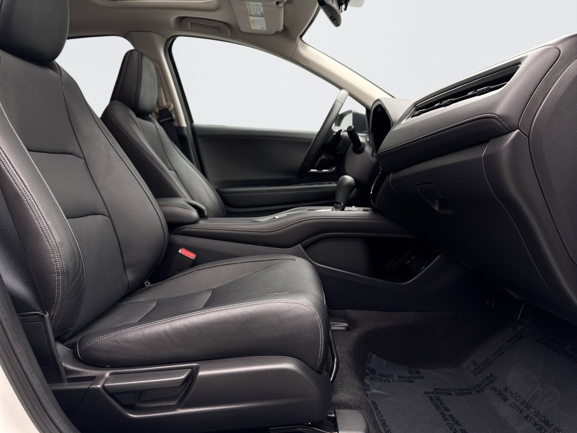 Used 2019 Honda HR-V Touring image 17