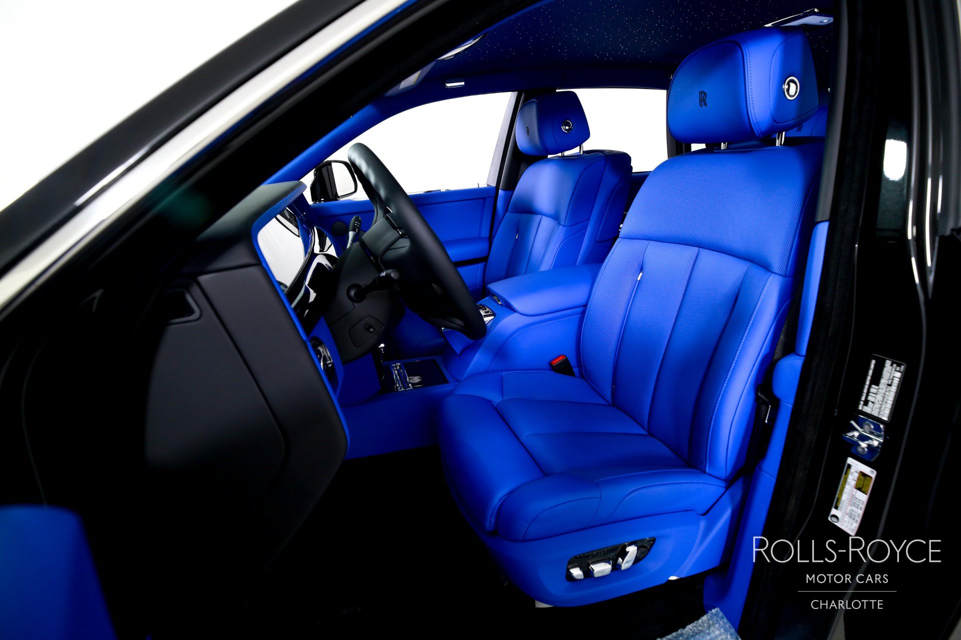 New 2027 Rolls-Royce Phantom Sedan RWD image 13