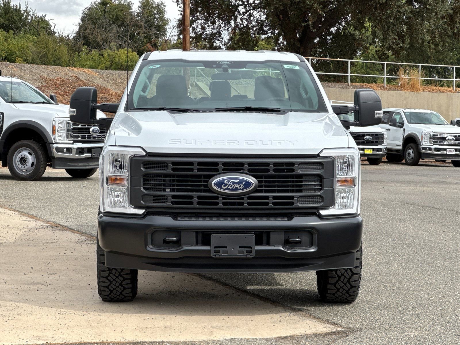New 2026 Ford F250 XL w/ XL Off-Road Package image 8