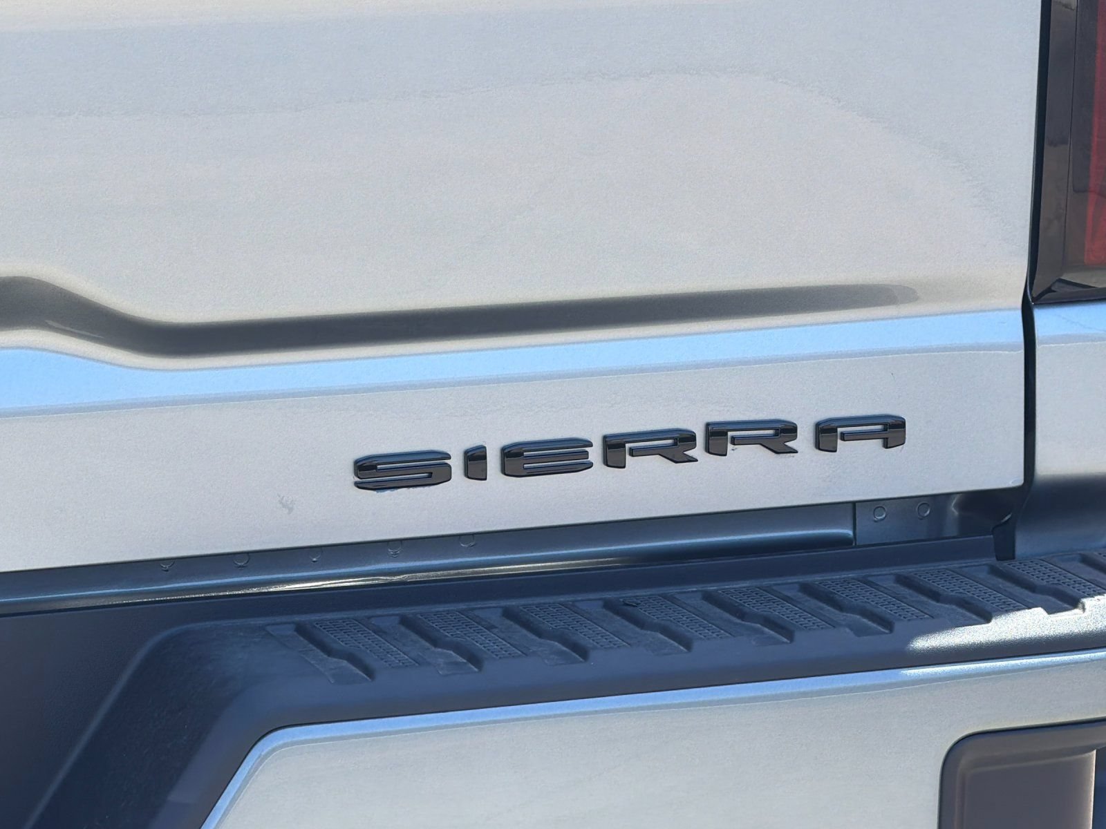 New 2026 GMC Sierra 3500 Denali Ultimate w/ LPO, Black Badging Package AWD/4WD image 25