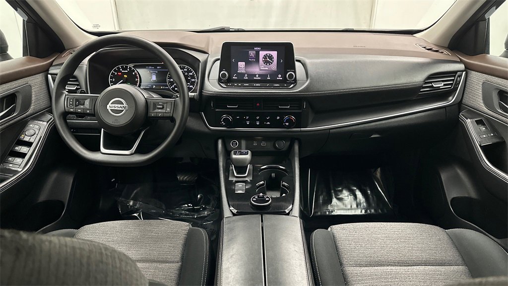 Certified 2021 Nissan Rogue S image 26