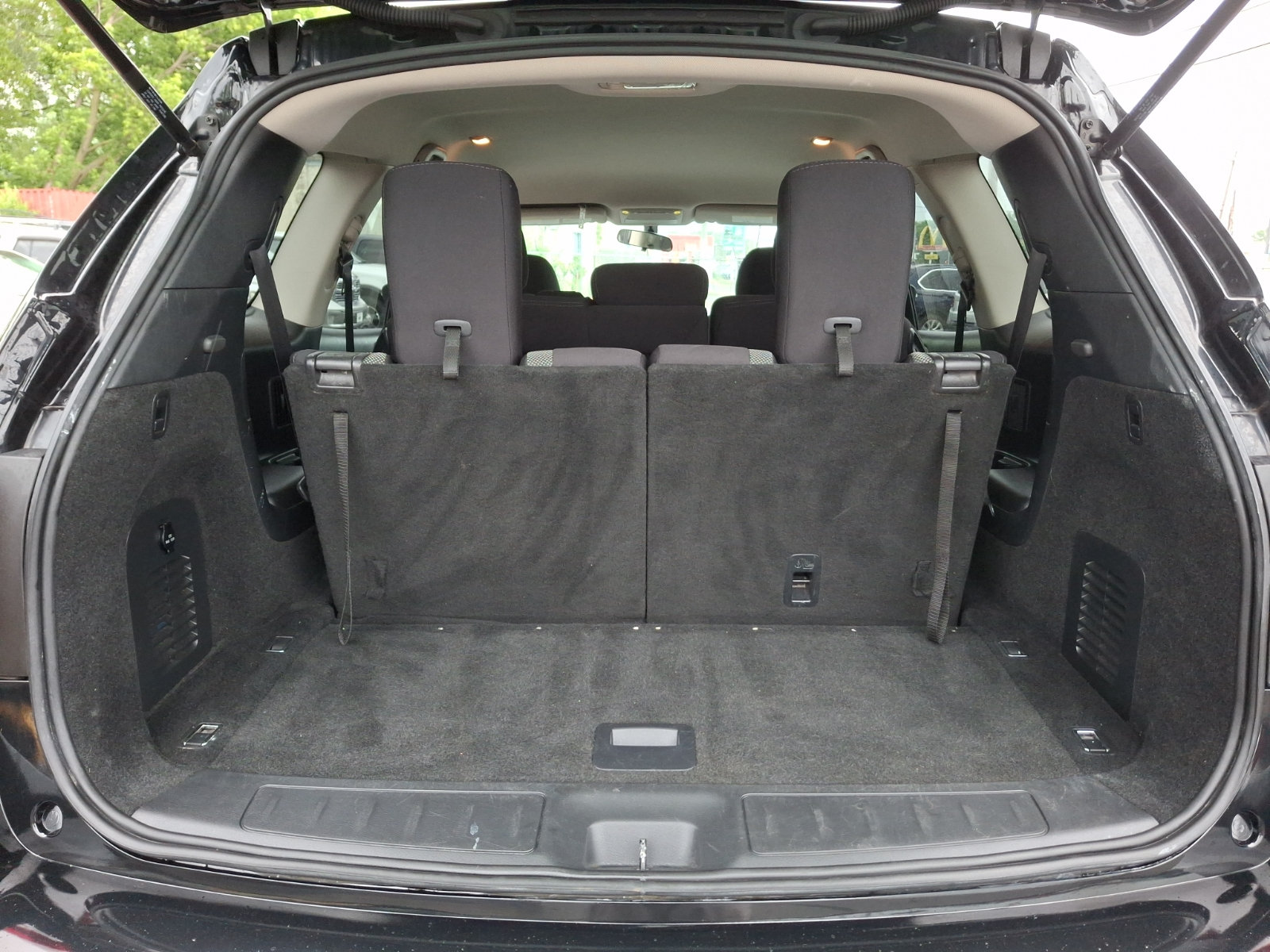 Used 2019 Nissan Pathfinder S AWD/4WD image 30