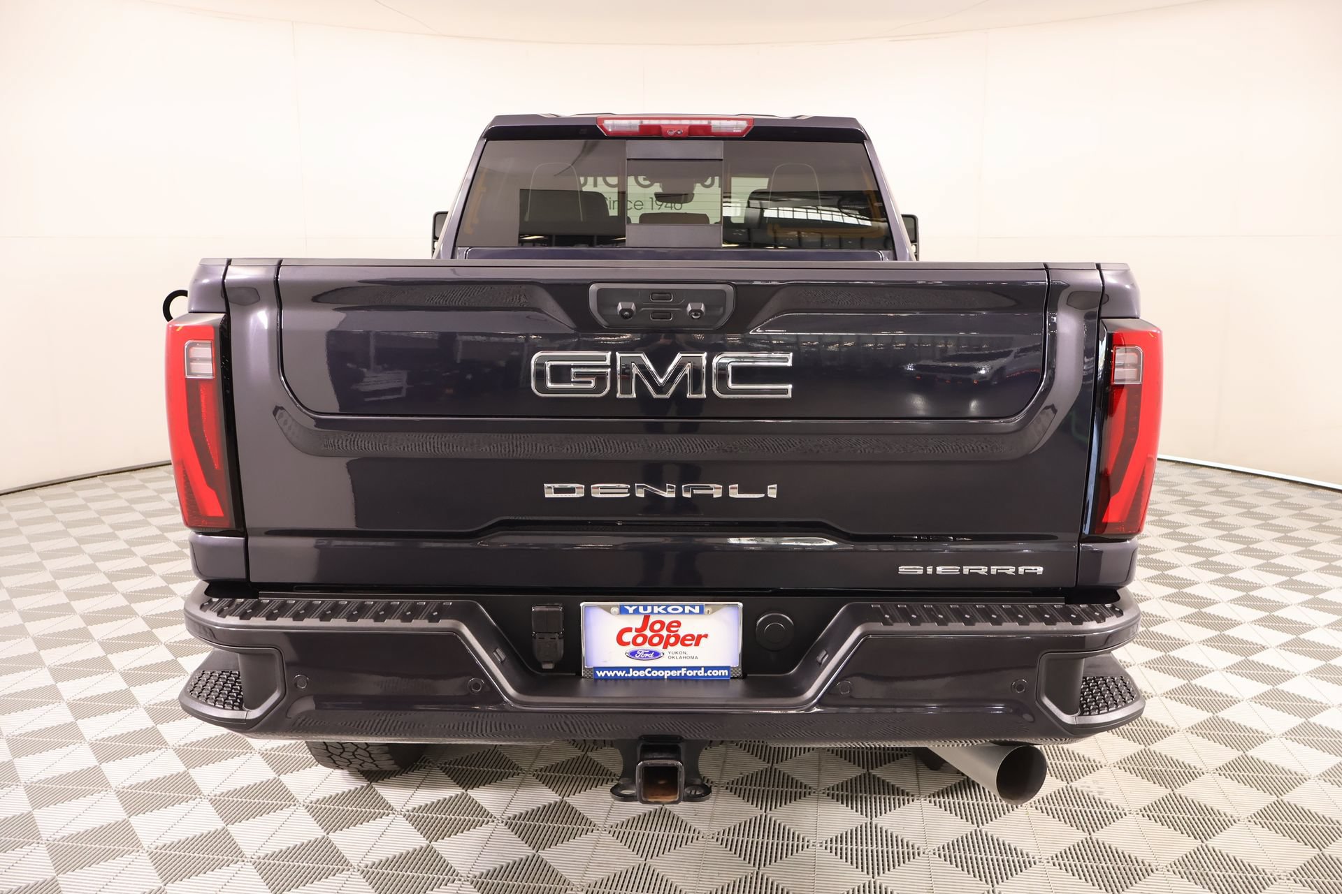 Used 2025 GMC Sierra 2500 Denali Ultimate AWD/4WD image 22