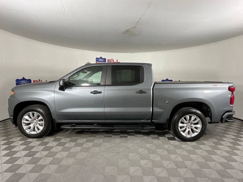 Used 2020 Chevrolet Silverado 1500 Custom w/ Custom Value Package AWD/4WD image 6