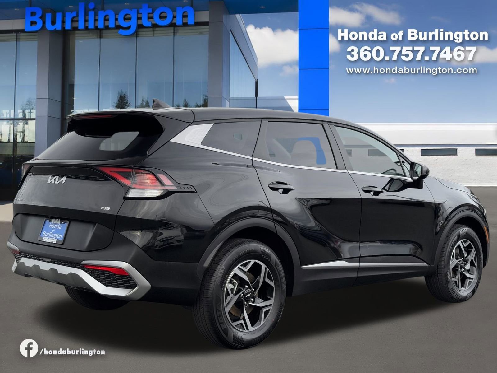 Used 2024 Kia Sportage LX image 6