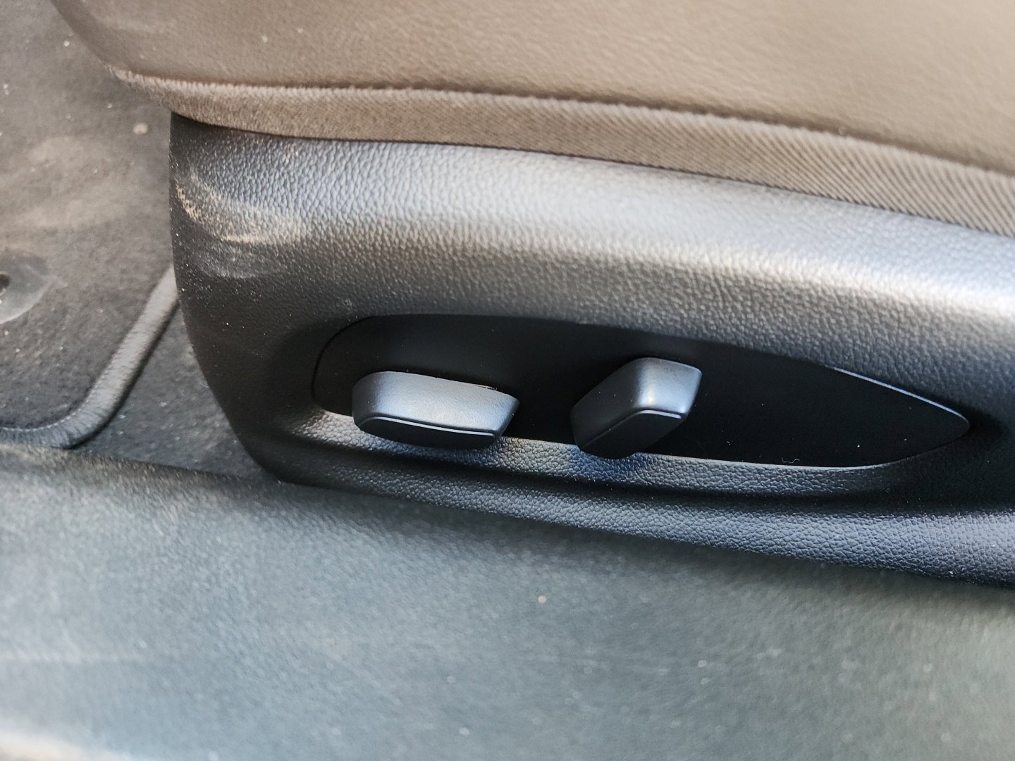 Used 2024 Chevrolet Camaro LT w/ RS Package image 11