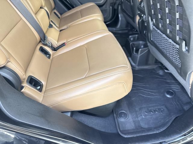 Used 2023 Jeep Gladiator Rubicon w/ Cold Weather Group AWD/4WD image 53