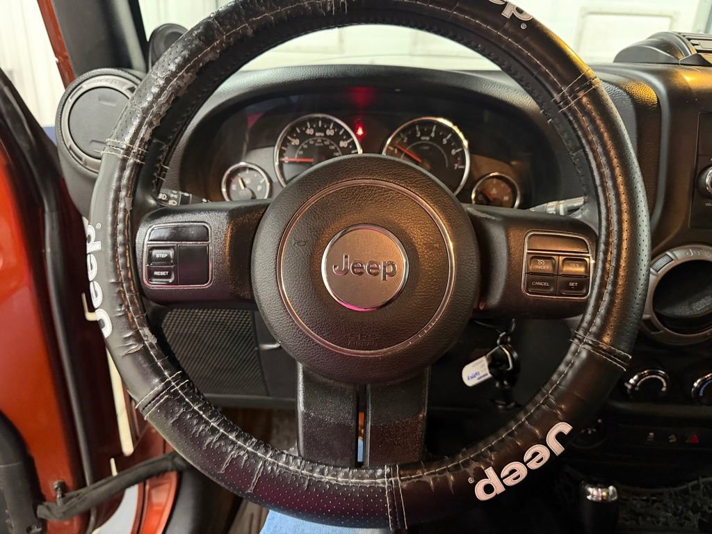 Used 2014 Jeep Wrangler Unlimited Sport w/ Dual Top Group AWD/4WD image 28