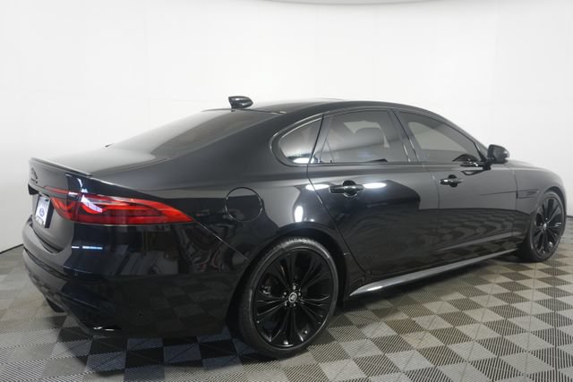 Used 2024 Jaguar XF R-Dynamic SE AWD/4WD image 3