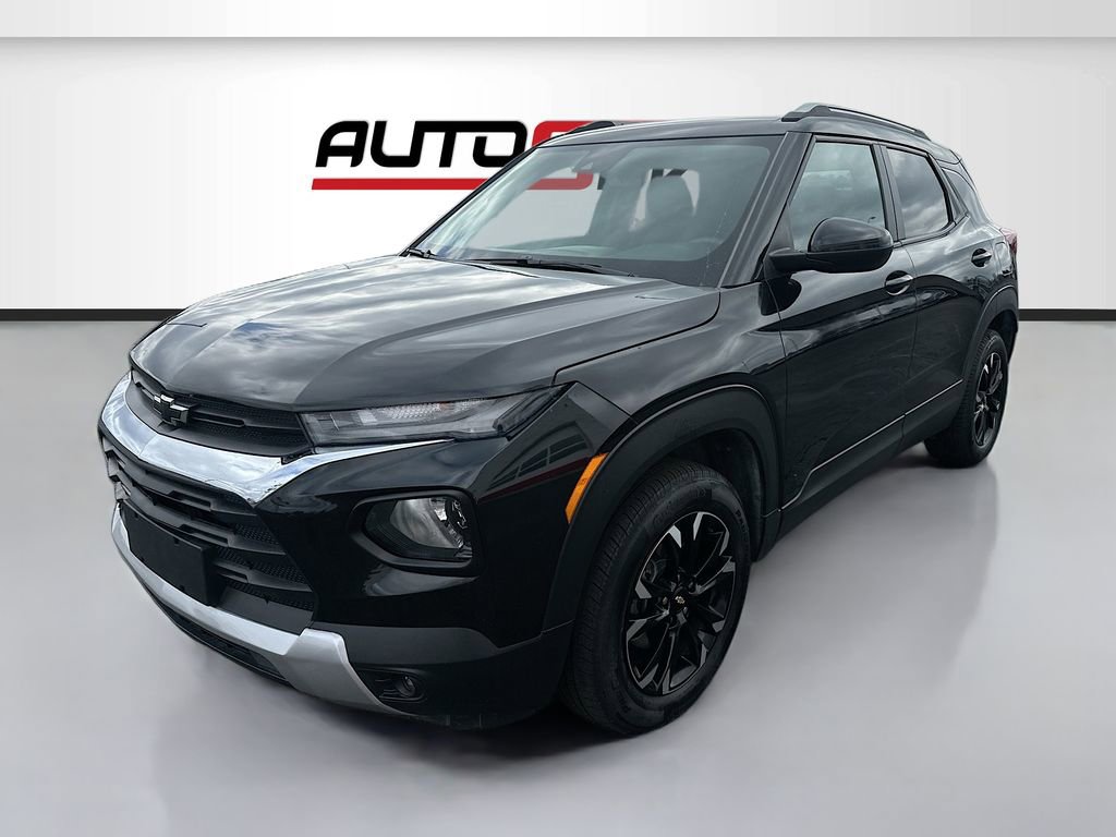 Used 2023 Chevrolet TrailBlazer LT w/ Convenience Package AWD/4WD image 3