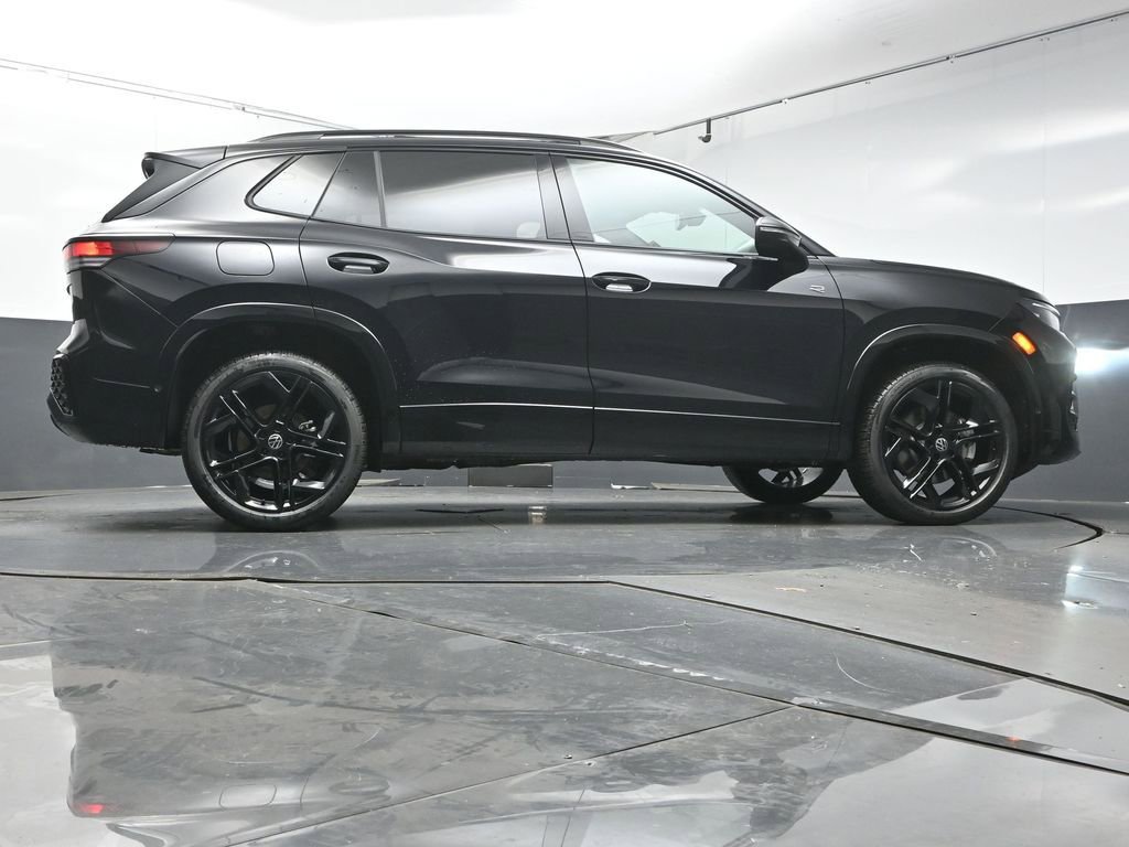New 2026 Volkswagen Tiguan SE R-Line AWD/4WD image 40