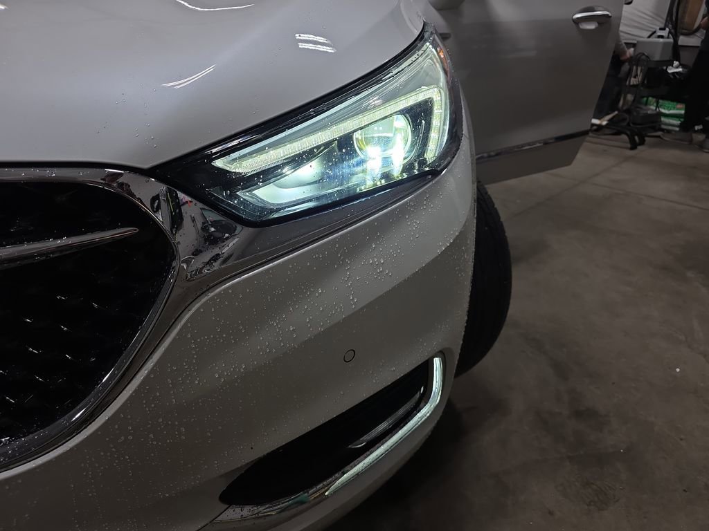 Used 2021 Buick Enclave Avenir w/ Avenir Technology Package image 42