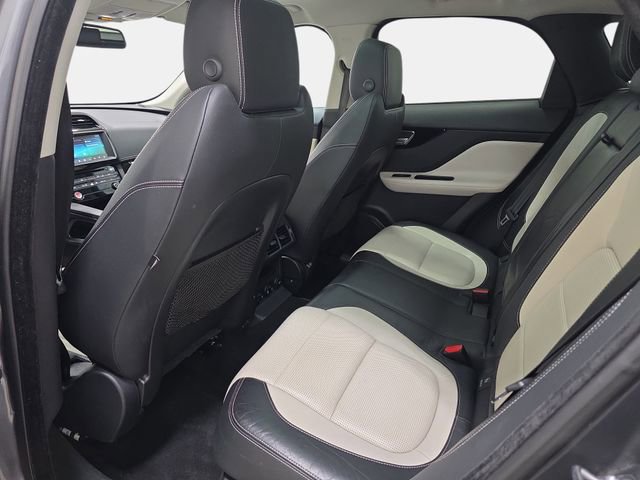 Used 2017 Jaguar F-PACE R-Sport image 10