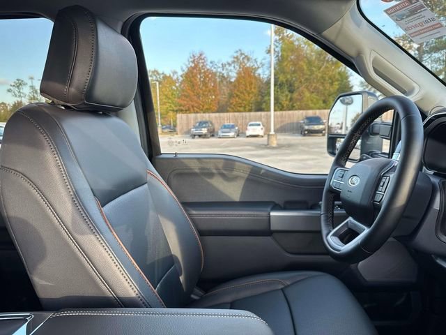 New 2026 Ford F250 Lariat w/ Black Appearance Package image 15