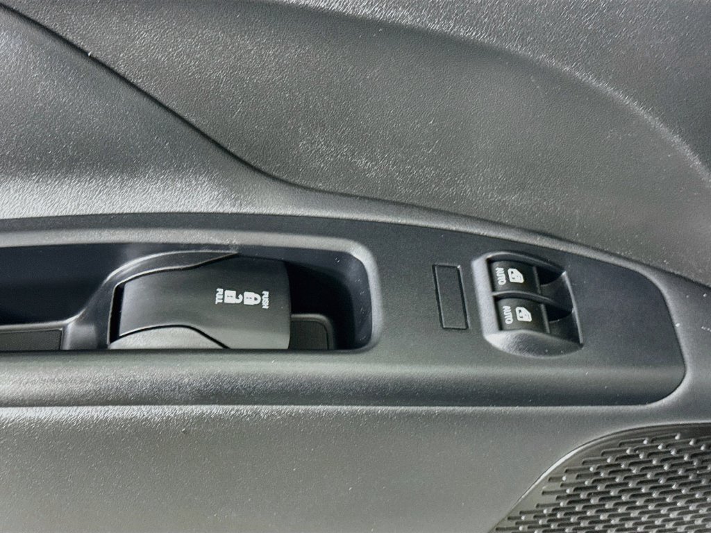 Used 2022 RAM ProMaster City Tradesman FWD image 21