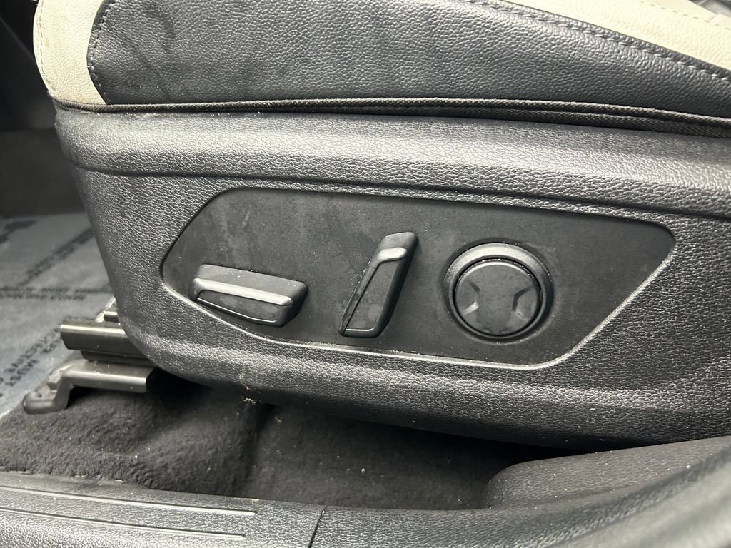 Used 2024 Kia Sportage EX AWD/4WD image 17