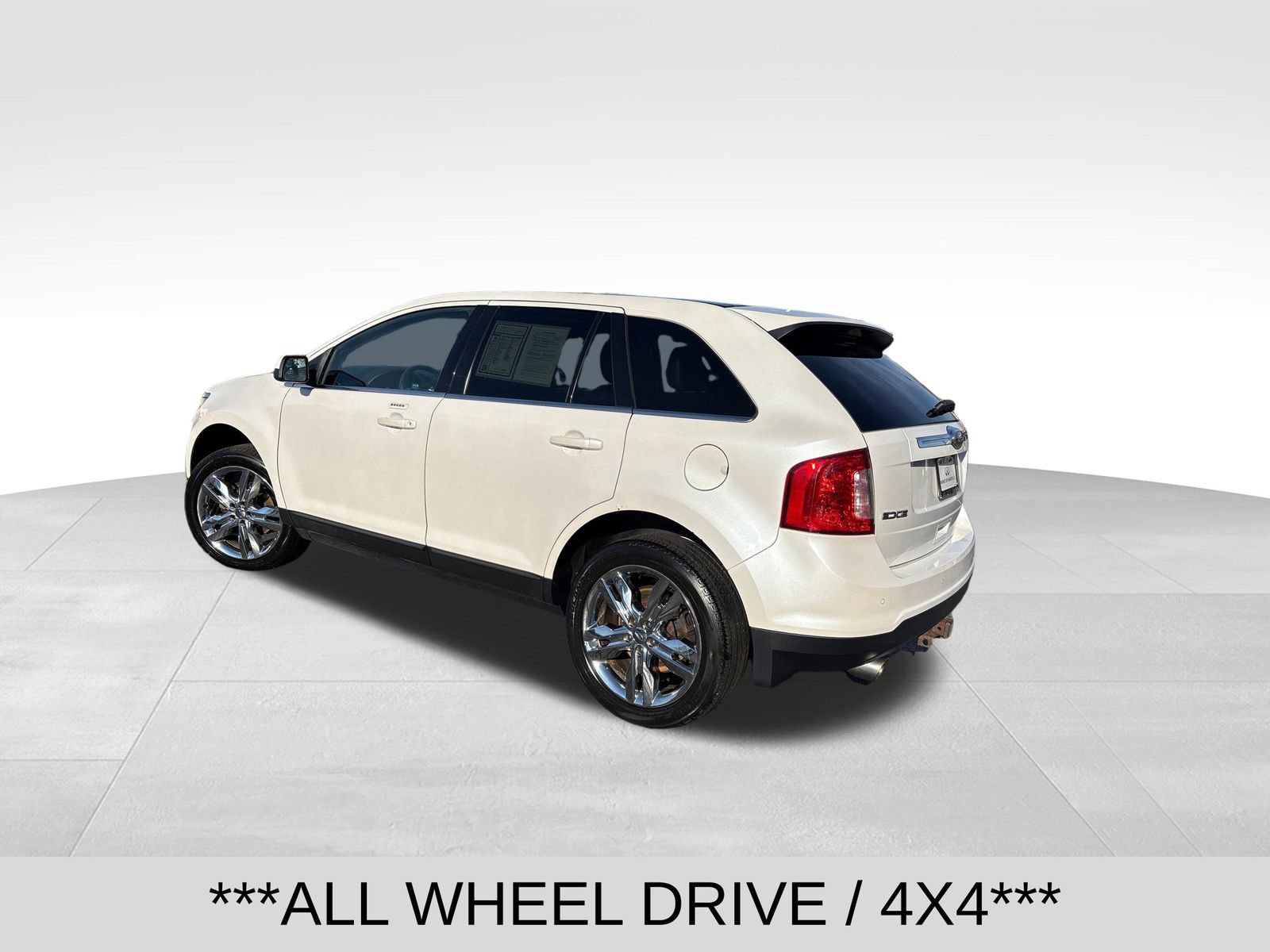 Used 2014 Ford Edge Limited w/ Equipment Group 301A AWD/4WD image 3