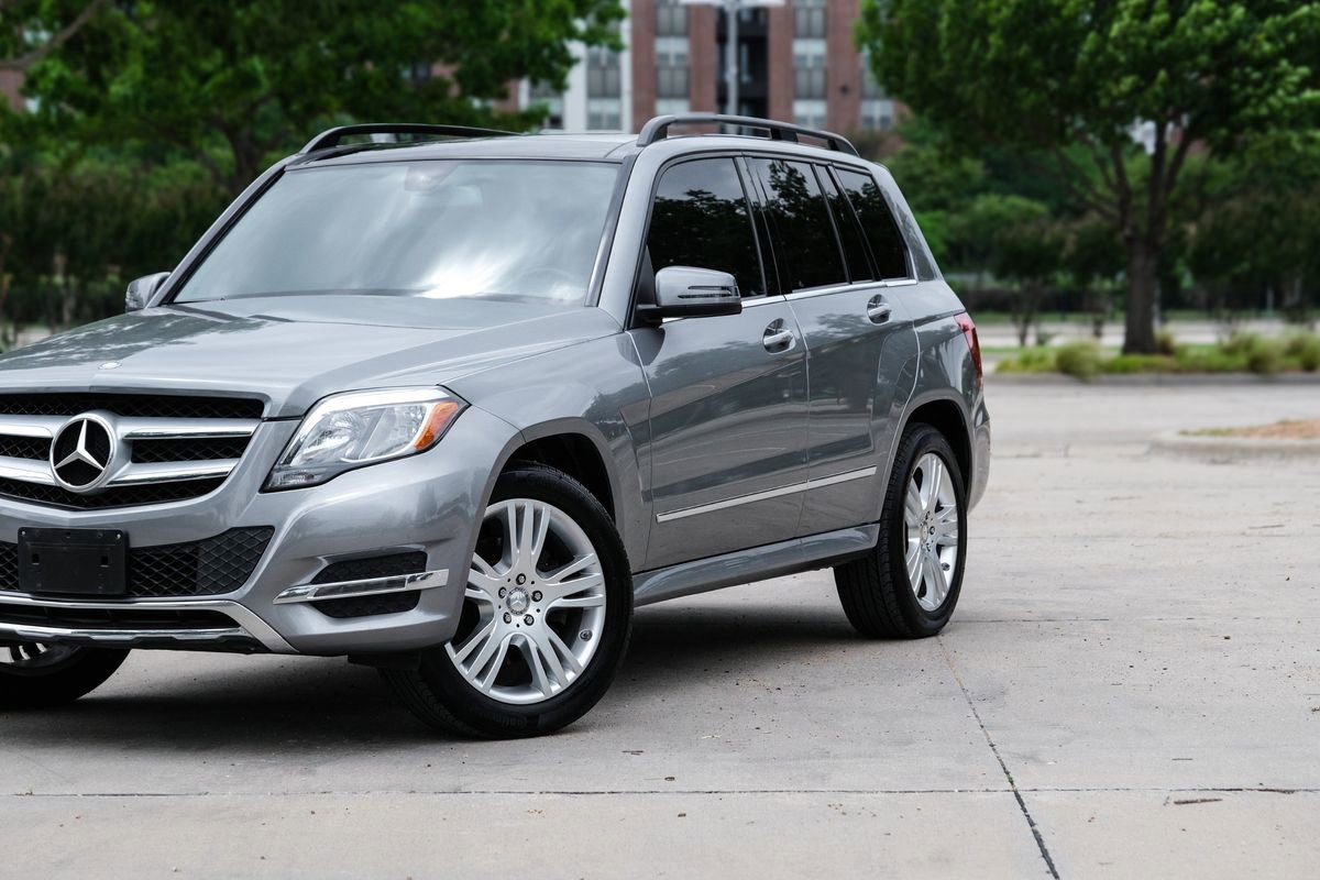 Used 2014 Mercedes-Benz GLK 250 BlueTEC 4MATIC image 9