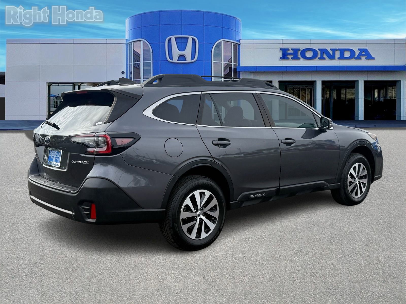 Used 2022 Subaru Outback Premium image 8