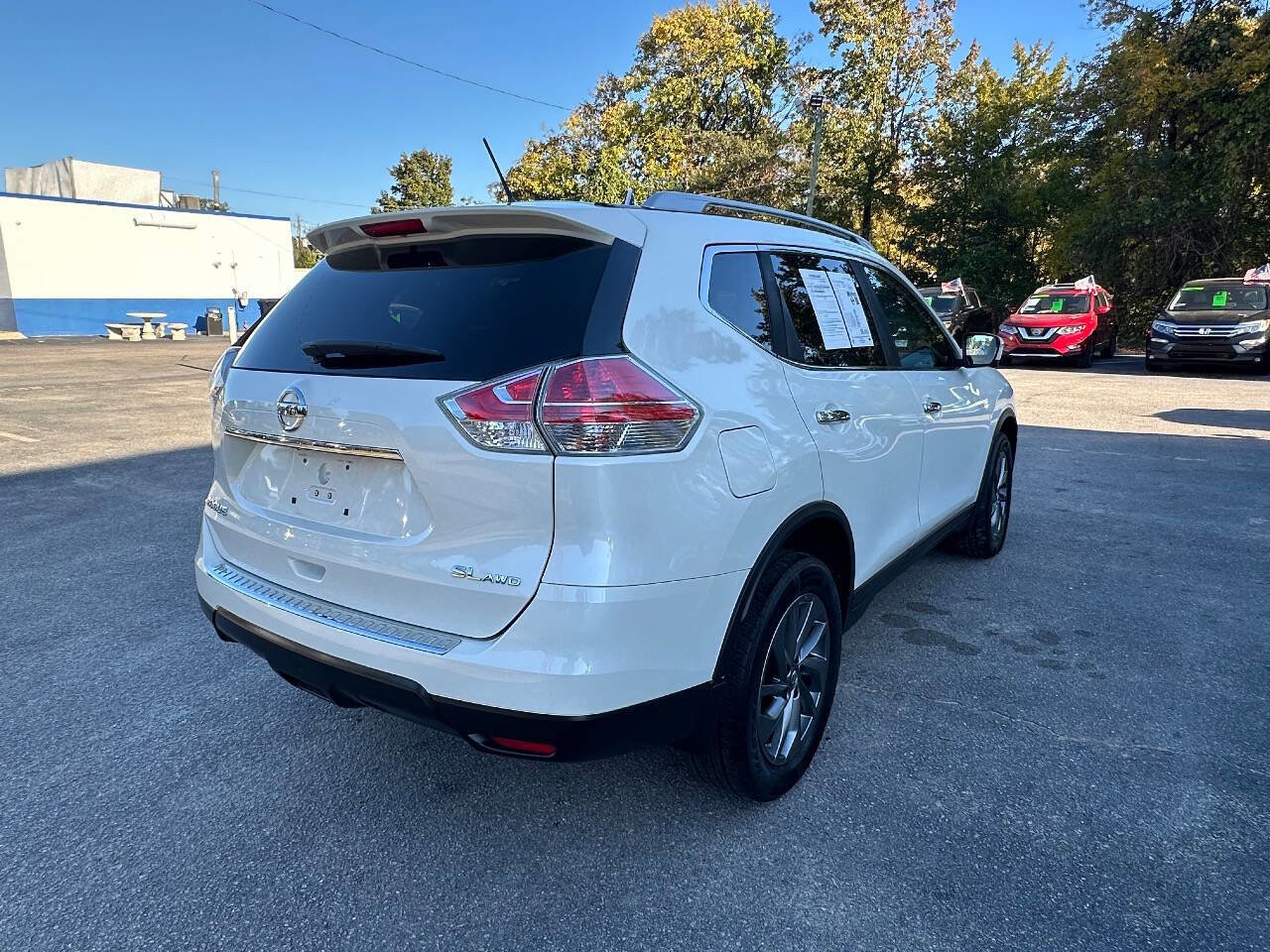 Used 2016 Nissan Rogue SL image 5