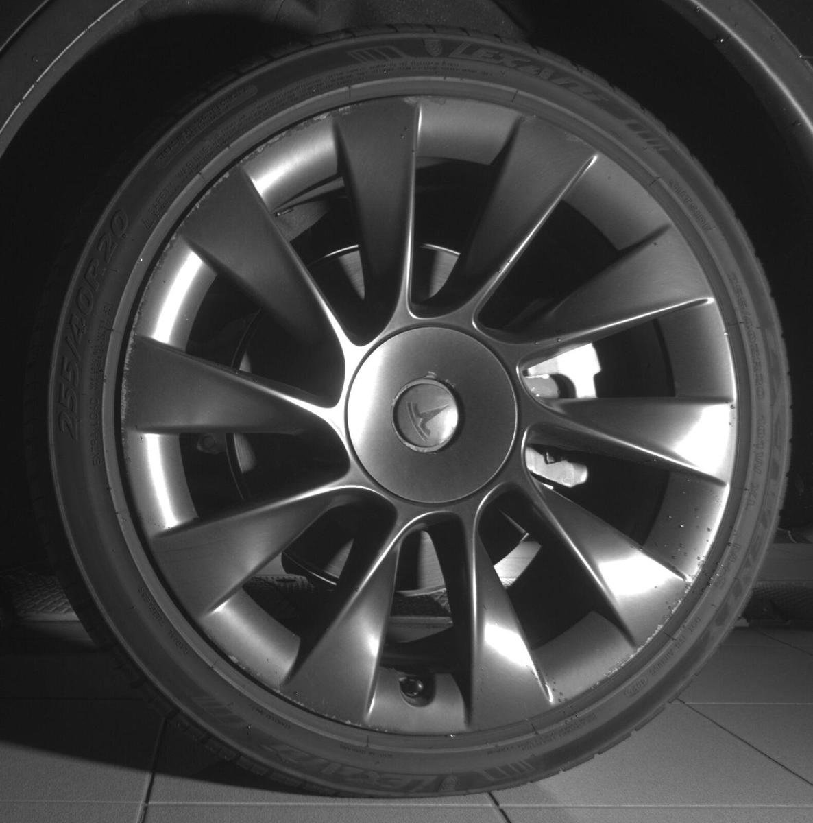 Used 2021 Tesla Model Y Long Range AWD/4WD image 13