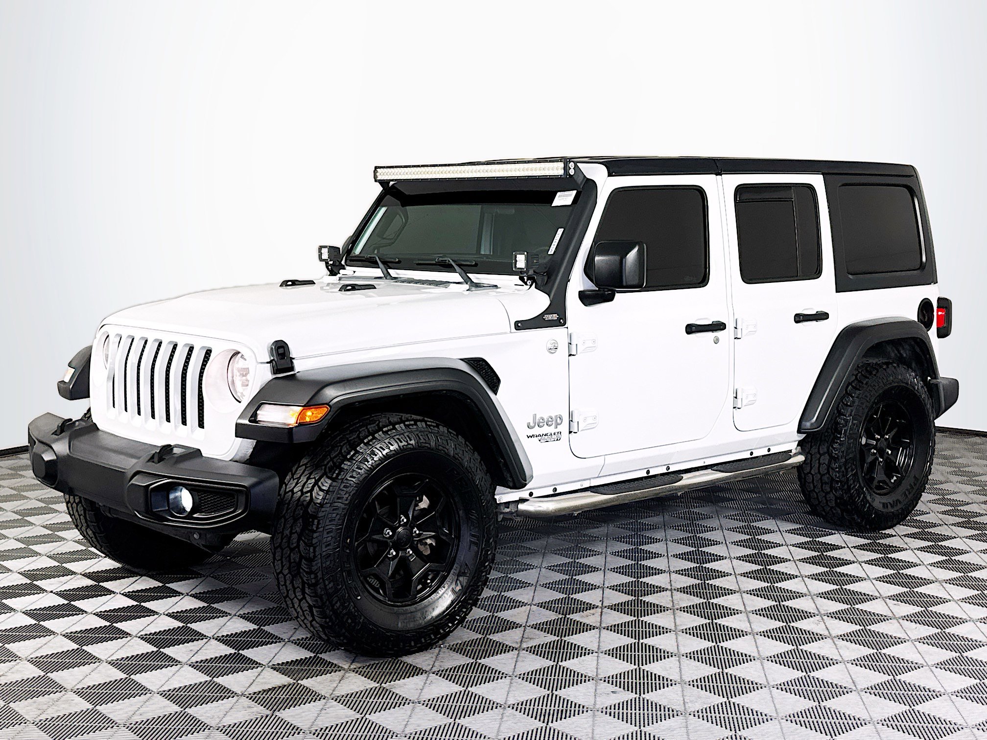 Used 2019 Jeep Wrangler Unlimited Sport S image 4