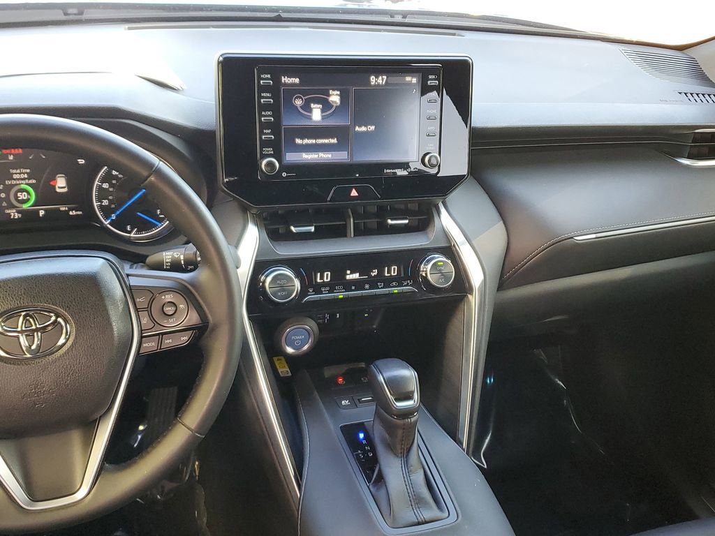 Used 2021 Toyota Venza XLE image 19