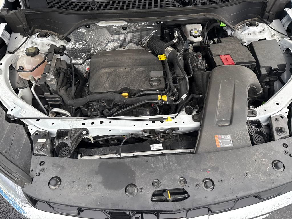 Used 2025 Chevrolet Trax LT w/ LT Convenience Package image 25