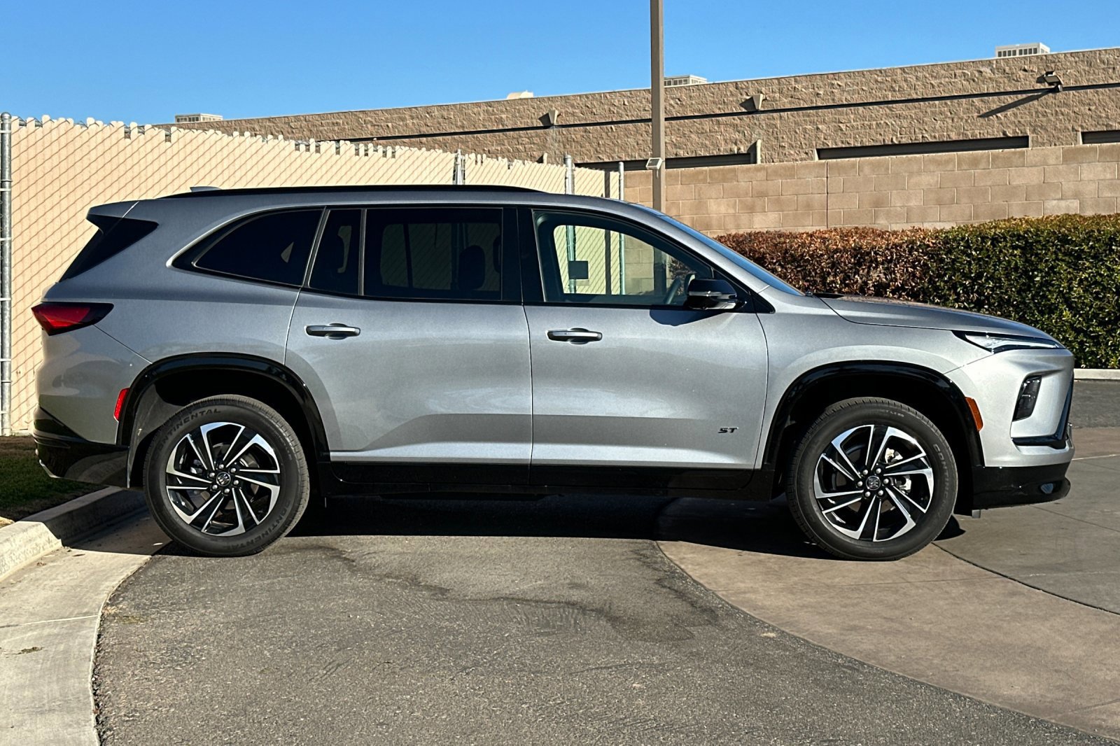 Certified 2026 Buick Enclave Sport Touring FWD image 3