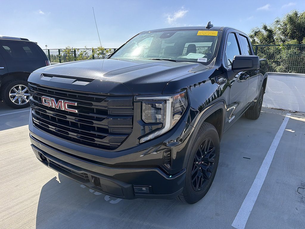 Used 2024 GMC Sierra 1500 Elevation RWD image 2
