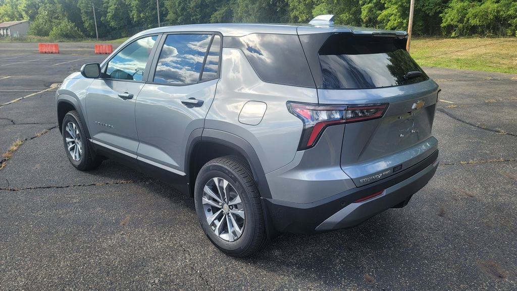 New 2026 Chevrolet Equinox LT image 9