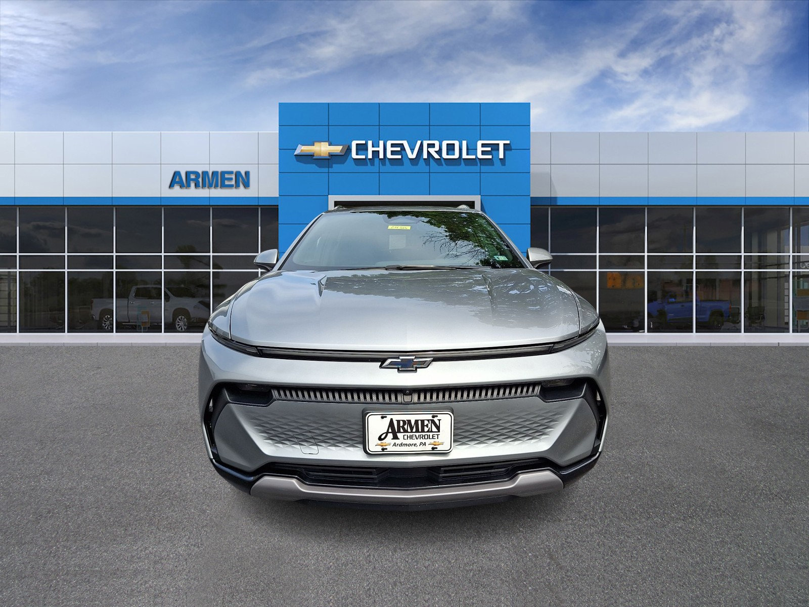 Certified 2025 Chevrolet Equinox EV LT w/ Convenience Package FWD image 3