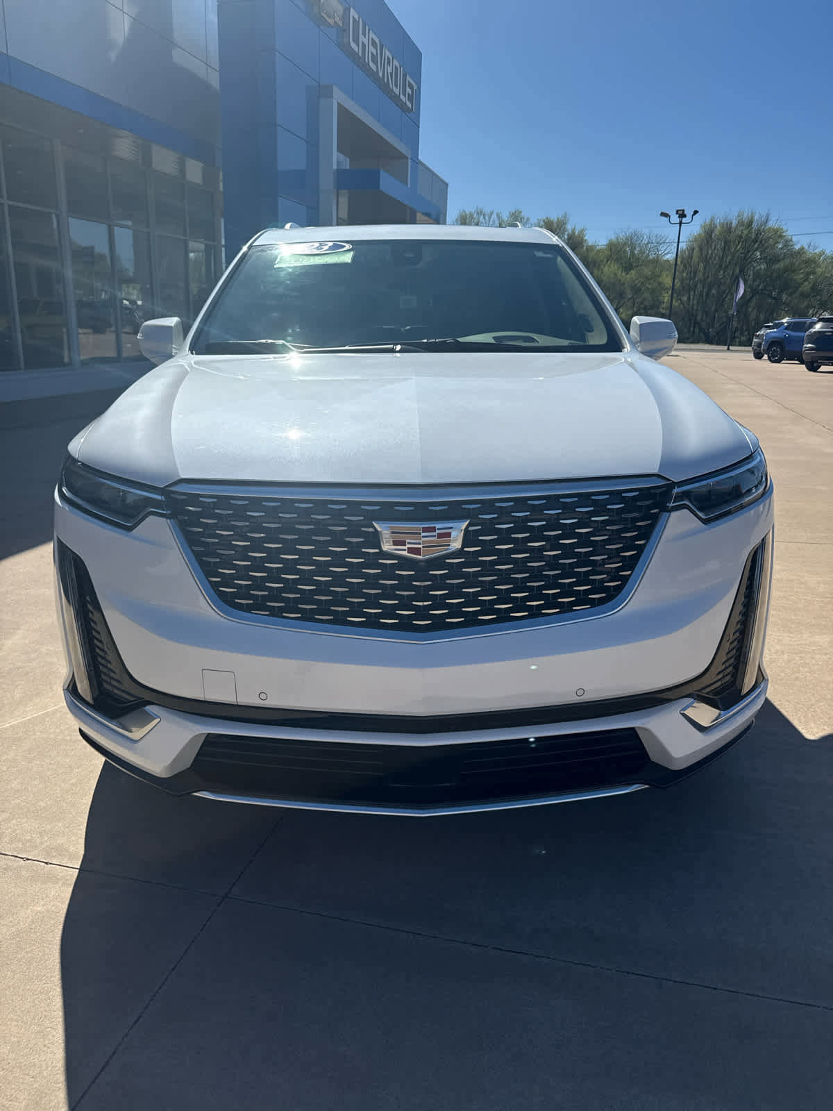 Used 2023 Cadillac XT6 Premium Luxury w/ Platinum Package image 3