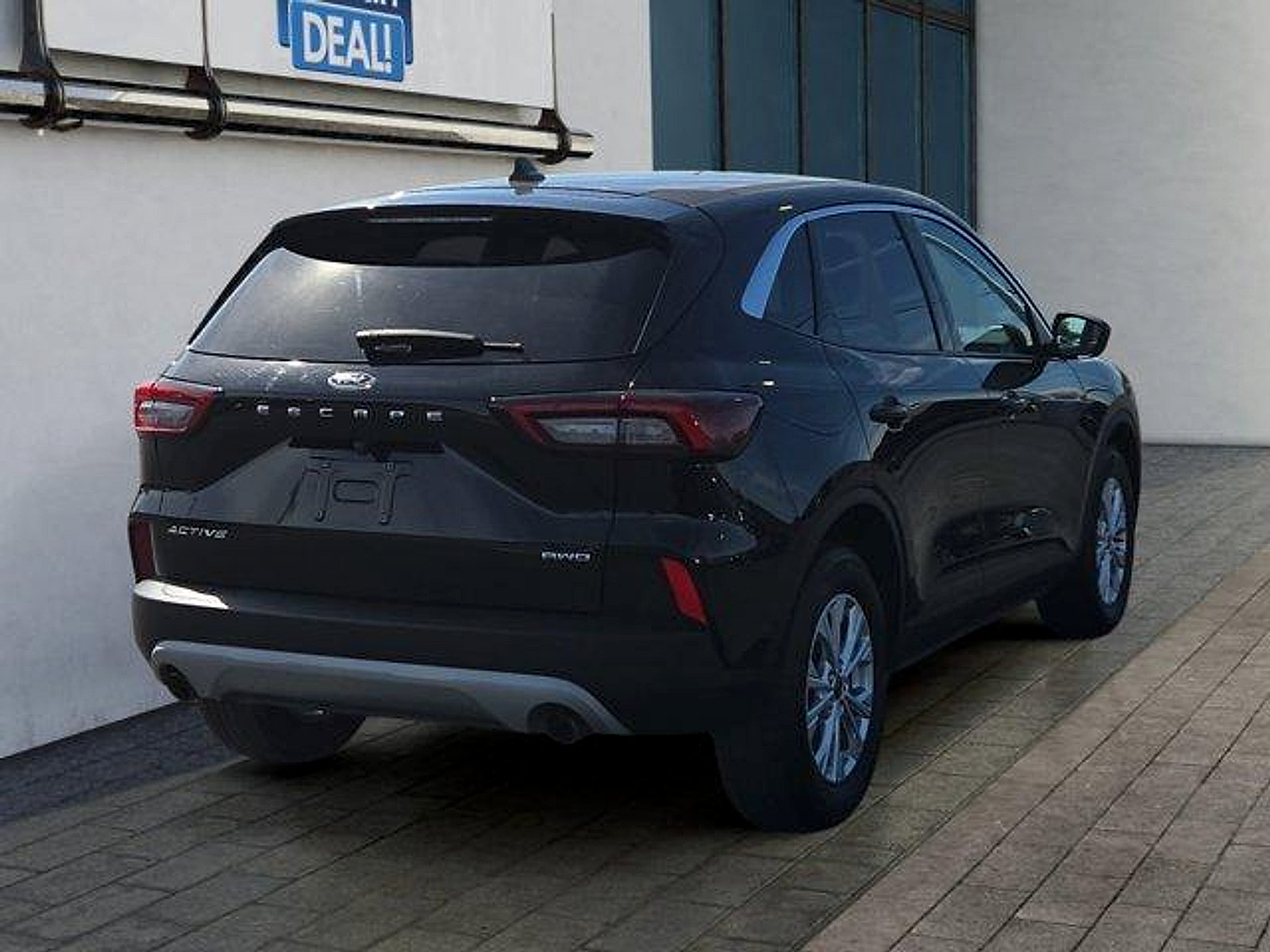 Certified 2023 Ford Escape Active AWD/4WD image 3