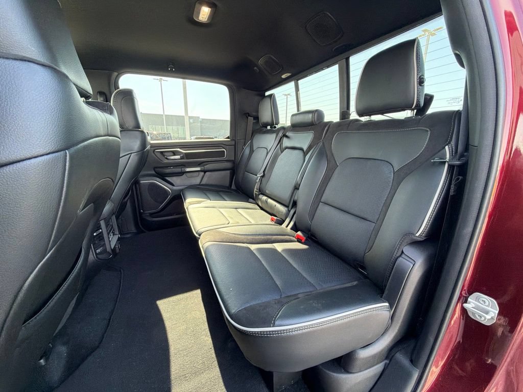 Used 2025 RAM 1500 Laramie w/ Sport Appearance Package AWD/4WD image 11