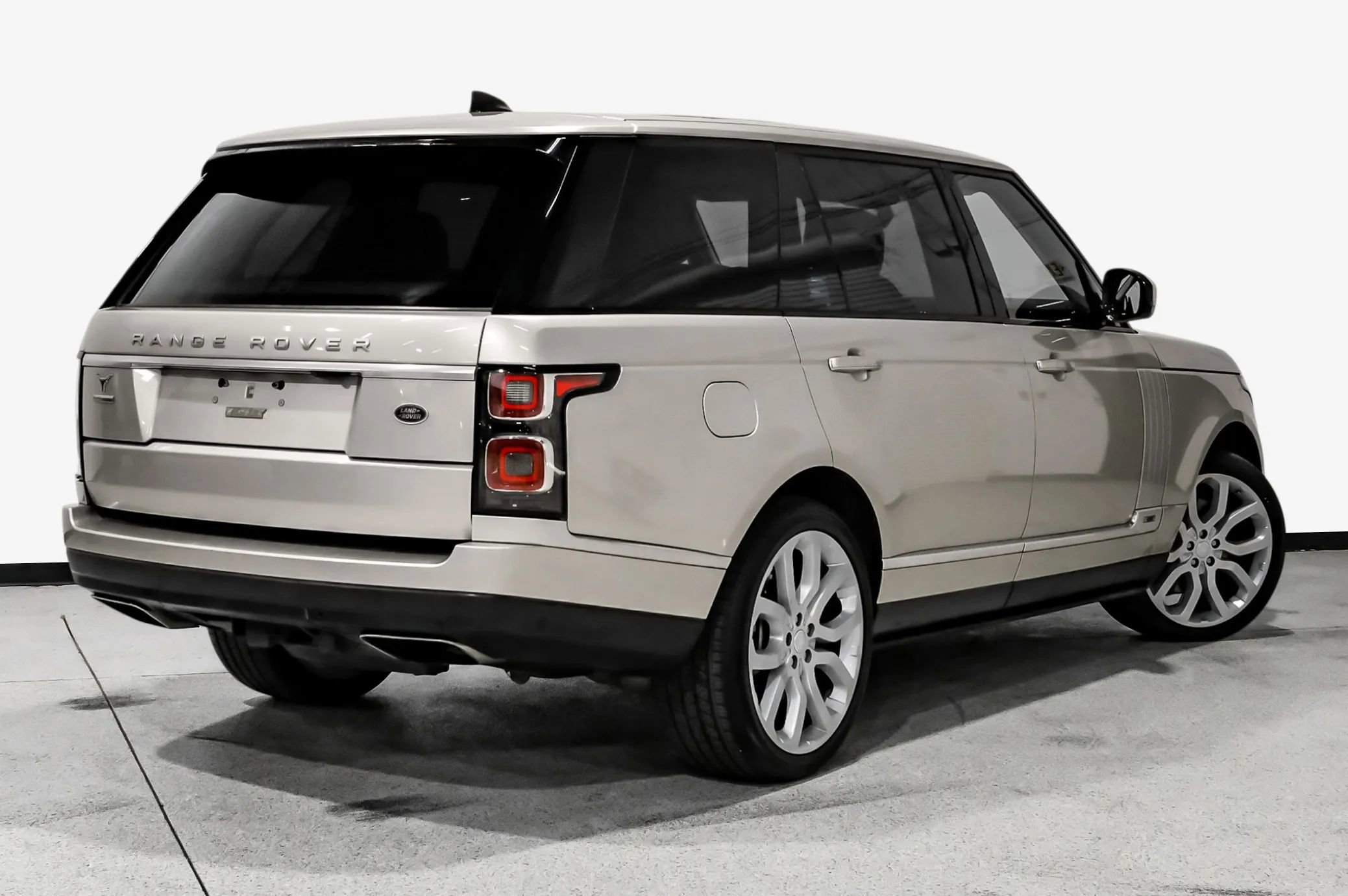 Used 2019 Land Rover Range Rover Long Wheelbase Autobiography image 7