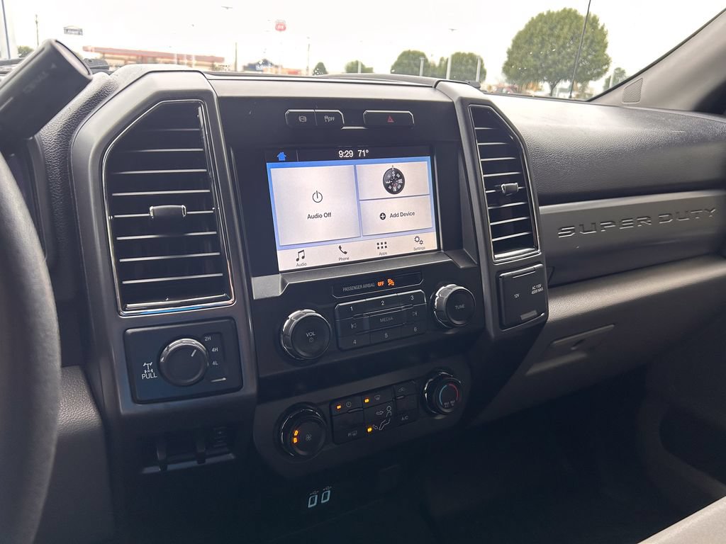 Used 2019 Ford F250 XLT w/ XLT Premium Package AWD/4WD image 23