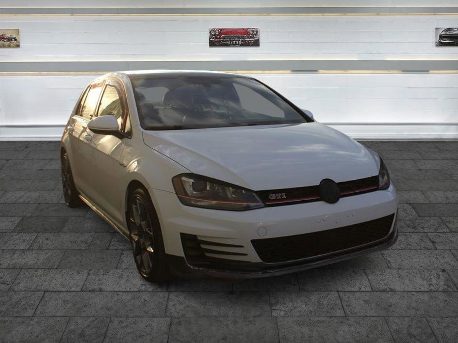 Used 2017 Volkswagen GTI SE