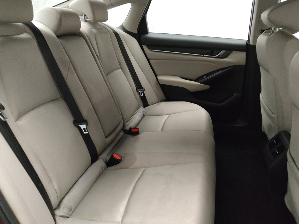 Used 2019 Honda Accord EX image 19