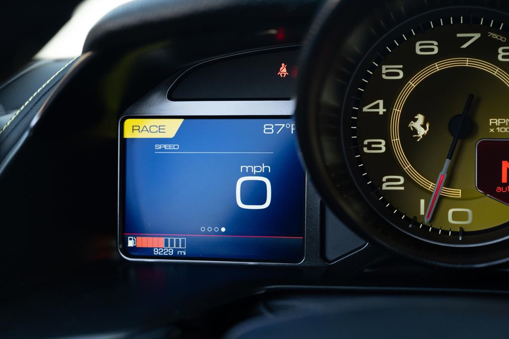 Used 2020 Ferrari 812 Superfast image 39